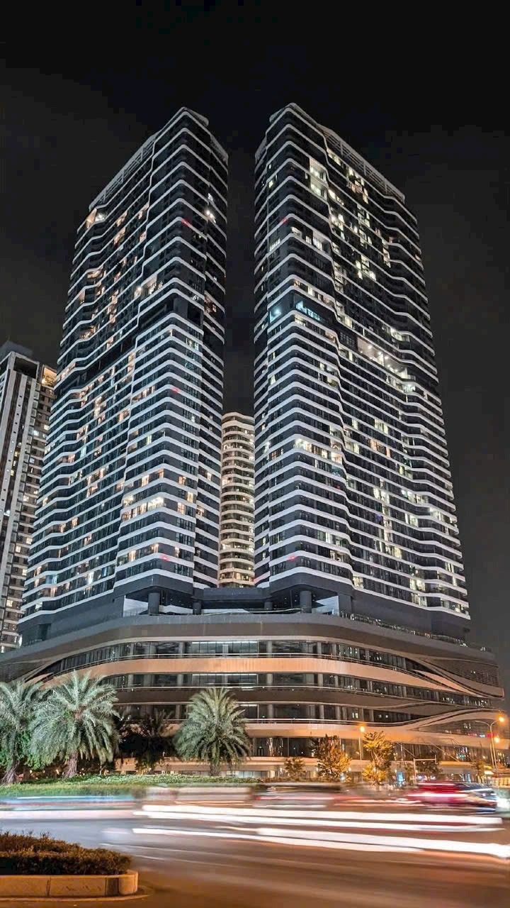 Penthouse Hanjadin Bắc Từ Liêm 358,8m² giá 75 tỷ - View Hồ Tây tuyệt đẹp!