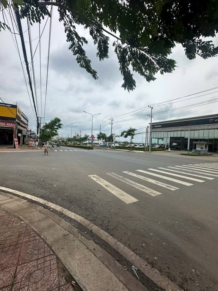 Đất mặt tiền Phú Riềng Đỏ, Đồng Xoài 670m² giá 12 tỷ - Cơ hội đầu tư tuyệt vời!