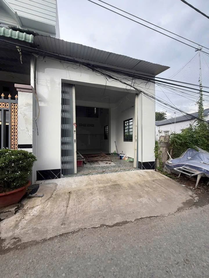 Bán nhà 1 trệt 1 lửng tại Mỹ Hoà, Long Xuyên 86m² - Vị trí thuận lợi, an ninh tốt!