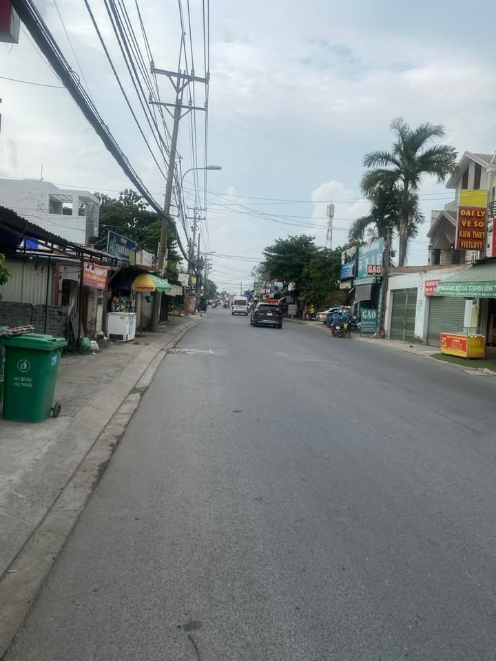 Mặt tiền kinh doanh Phú Hữu 147m² giá 13 tỷ - Cơ hội đầu tư tuyệt vời!