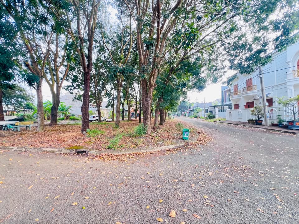 Đất nền Tân Vạn Xuân, Đồng Xoài 120m² giá 1.3 tỷ - Đối diện công viên xanh mát!