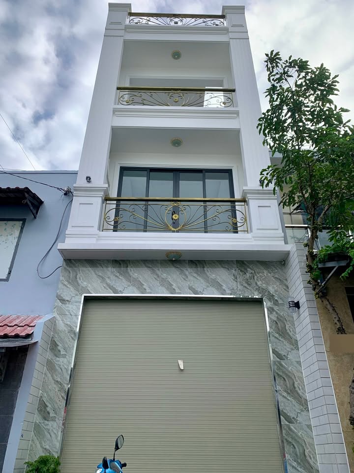 Nhà phố Phạm Thế Hiển Quận 8 - 62.4m² giá 7.5 tỷ - Xe hơi đỗ cửa!