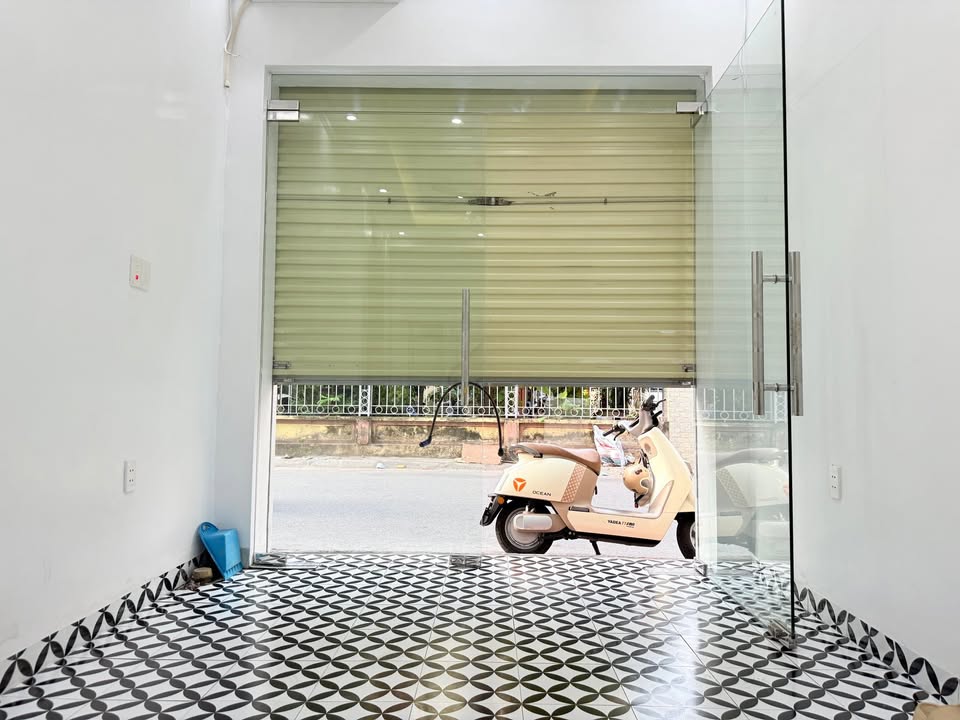 Bán gấp FrontHouse mặt đường Vũ Chí Thắng, Lê Chân, 26m² giá 3.25 tỷ - Kinh doanh đỉnh cao!