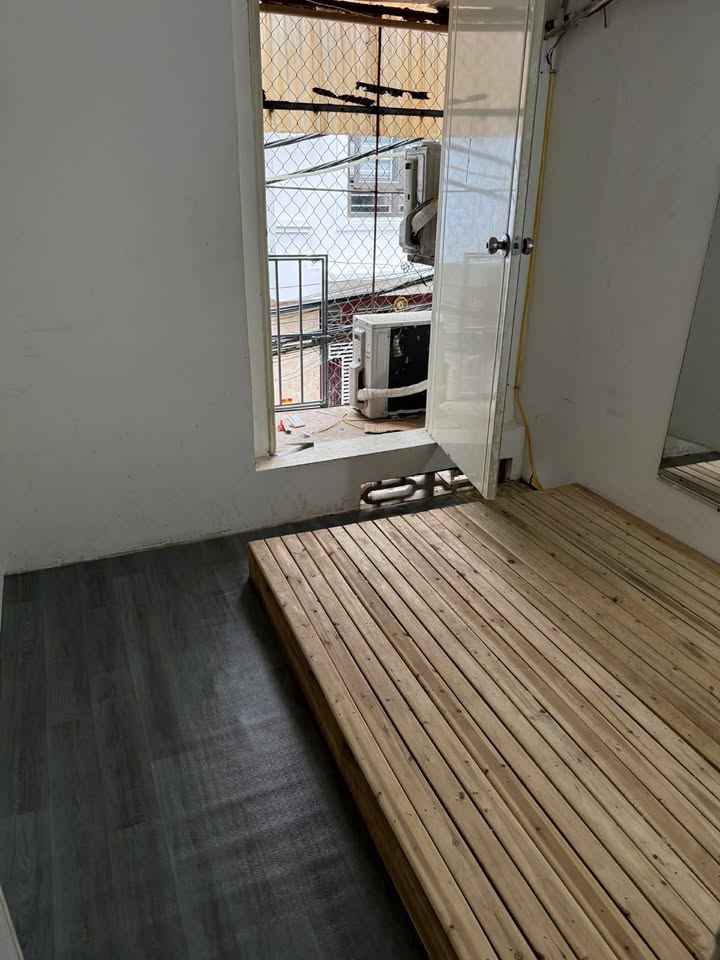 Nhà 2 tầng cho thuê tại Ngõ 339 Minh Khai, Hà Nội - An ninh tuyệt đối, thuận tiện di chuyển!