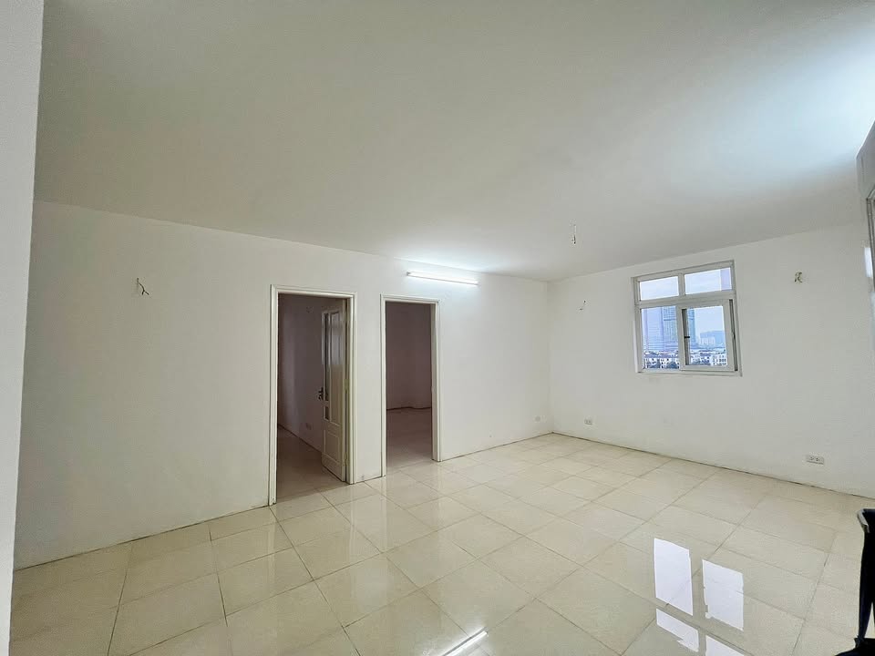 Chung cư CT2 Xuân La, Tây Hồ 2PN giá 10 triệu - Vị trí đắc địa, tiện nghi đầy đủ!