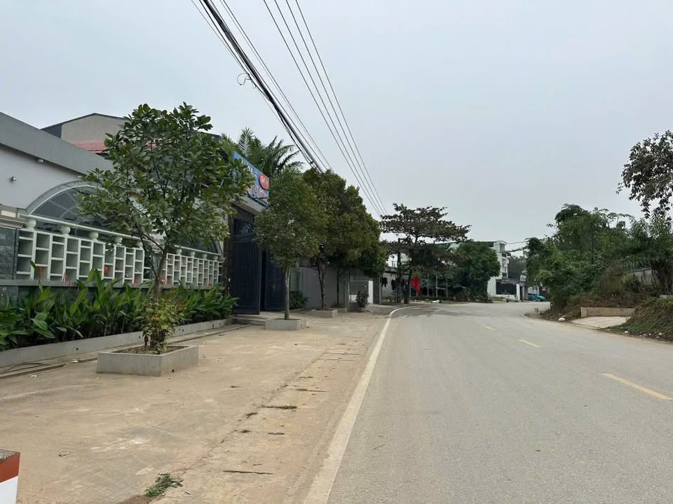 Bán đất dự án Hoàng Quốc Việt, Yên Bái, 90m² - Kinh doanh thuận lợi!