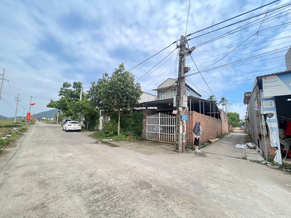 Đất thổ cư Hiền Ninh, Sóc Sơn 82m² giá chỉ 2.4 tỷ - Cơ hội đầu tư tuyệt vời!