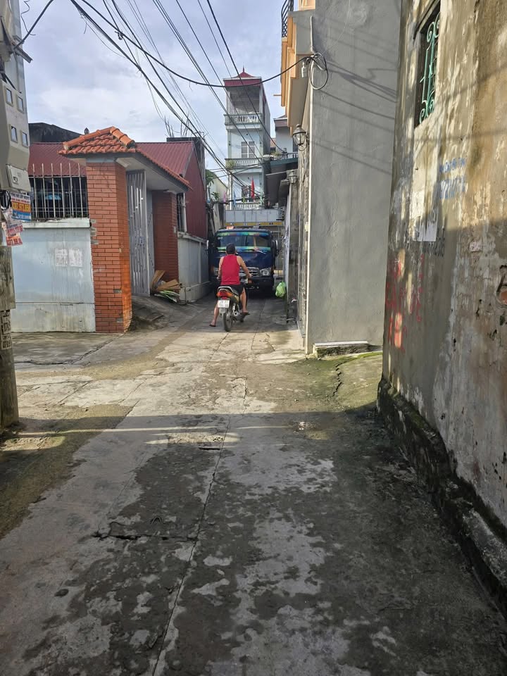 Nhà cấp 4 Quang Lãm, Phú Lương 38m² giá 5 tỷ - Chính chủ, sổ đỏ sẵn giao dịch!