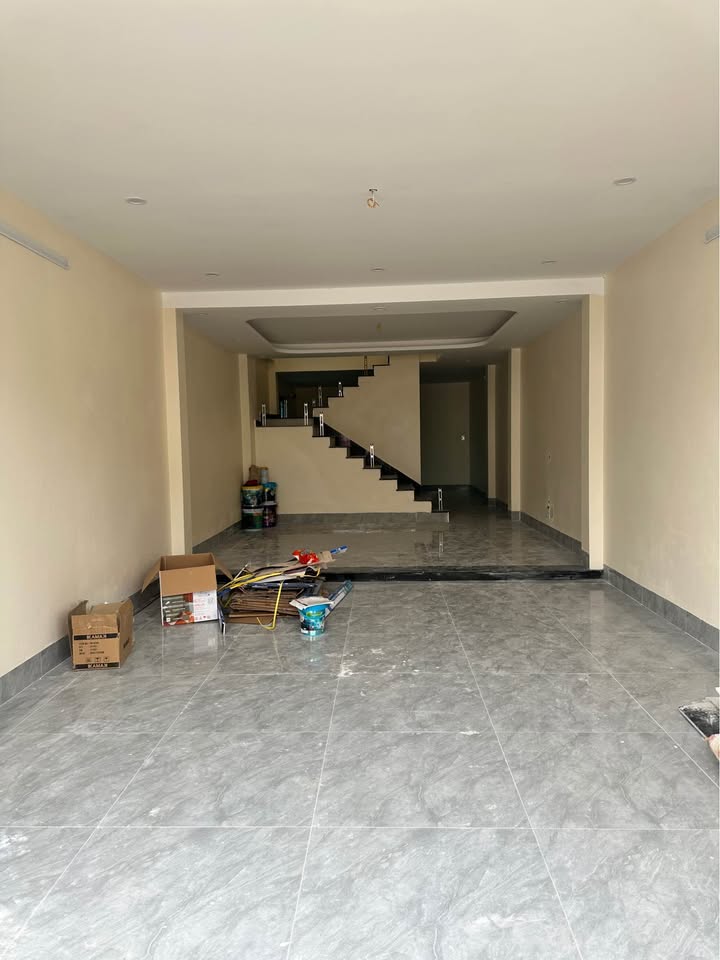 Nhà mặt đường Đề Thám, Cao Bằng 78m² giá 3 tỷ - Sẵn sàng vào ở ngay!