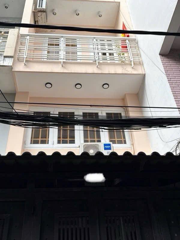 Nhà riêng hẻm 3,5m Thành Thái, Q10, 41m² giá 6,9 tỷ - An ninh tốt, gần trung tâm!