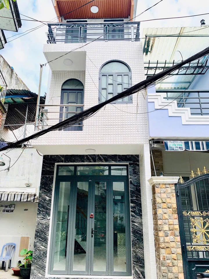 Nhà mới đẹp Hậu Giang, Q6 14m² giá 2.85 tỷ - Nở hậu tài lộc