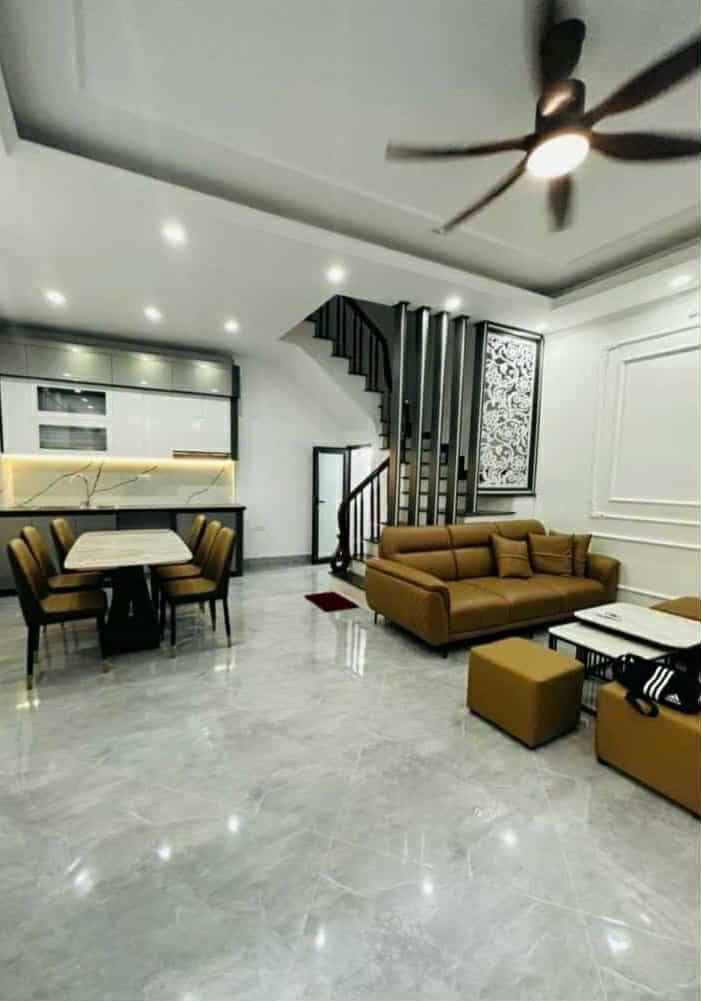 Nhà 5 tầng Đa Sỹ, Hà Đông 33m² giá 8 tỷ - Thiết kế hiện đại, ô tô vào nhà!