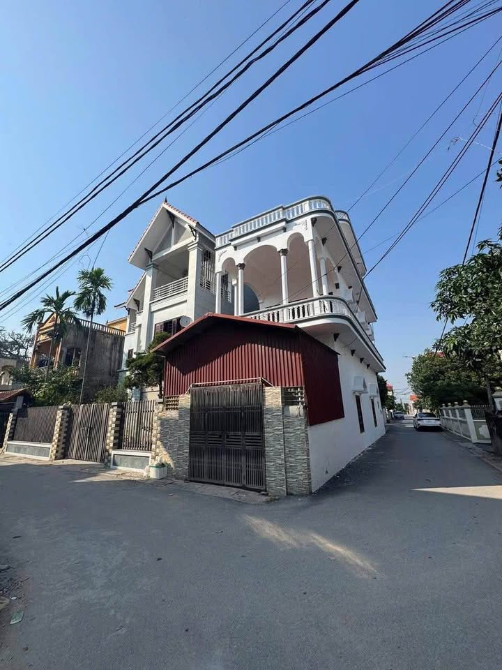 Nhà 3 tầng đẹp lô góc tại Đoàn Thượng - Hưng Yên, giá chỉ từ 3 tỷ!