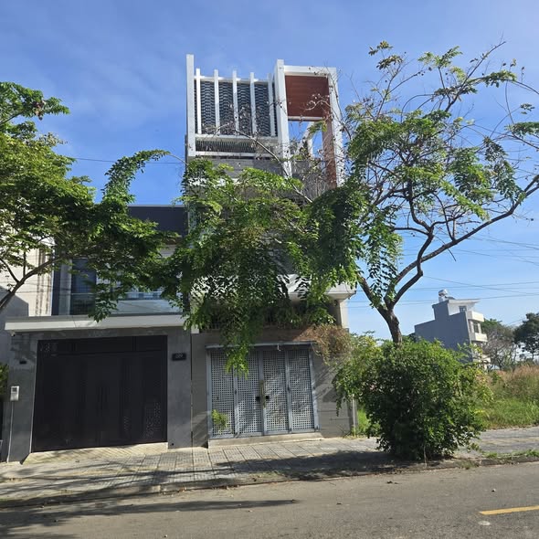 Nhà mặt tiền Lê Long Vân, Phường Long Tâm, 114m² giá 5.7 tỷ - Kinh doanh đắc địa!