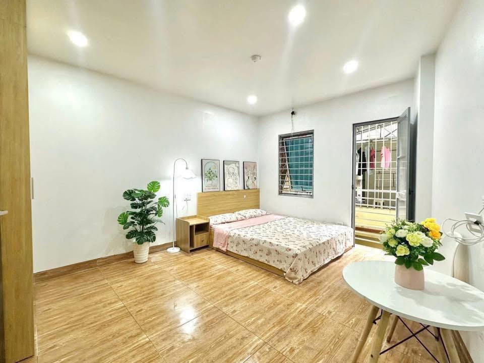 Phòng cho thuê 166 Trần Duy Hưng, Cầu Giấy giá từ 2.5 triệu - Không gian thoải mái, tiện nghi đầy đủ!