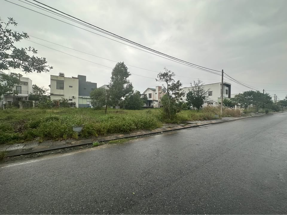 Đất nền Duy Hải 150m² giá 2.3 tỷ - Sổ hồng mới, gần biển Hoiana!