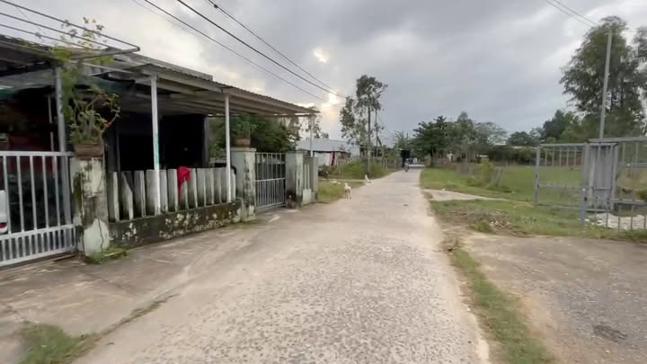 Đất ở Hòa Tiến Đà Nẵng 200m² giá 2.2 tỷ - Mặt tiền đường lớn, thuận lợi kinh doanh!