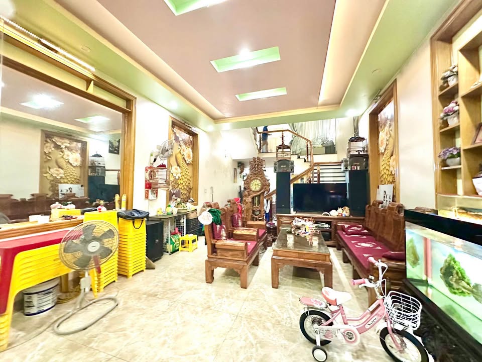 Nhà 3 tầng mặt đường Nguyễn Phúc Chu 80m² giá 7 tỷ - Kinh doanh đỉnh cao!