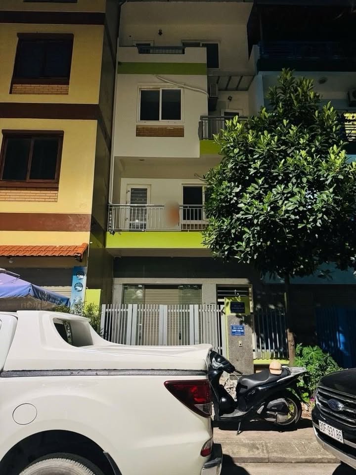 Nhà đẹp Tây Mỗ 100m² giá thỏa thuận - Kinh doanh mọi mặt hàng!