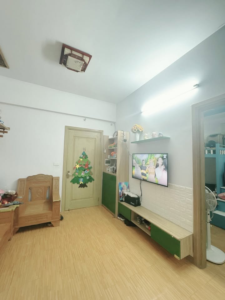 Căn hộ 2 phòng ngủ tại KĐT Thanh Hà 66.5m² giá 3.2 tỷ - Full nội thất, view hồ