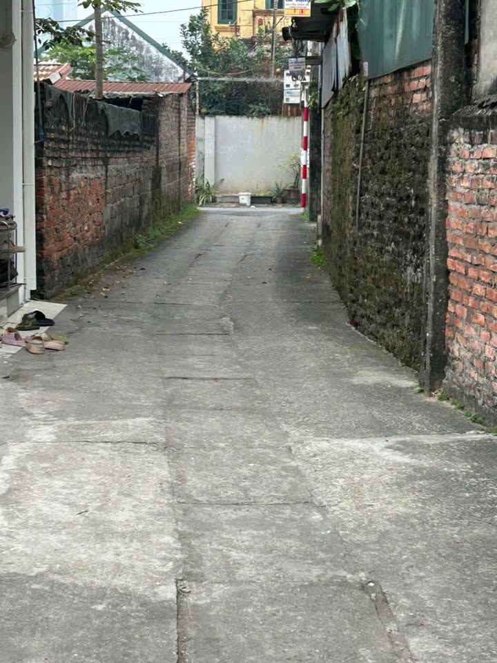 Đất nền Dương Xá 100m² giá 4 tỷ - Gần trường học và chợ