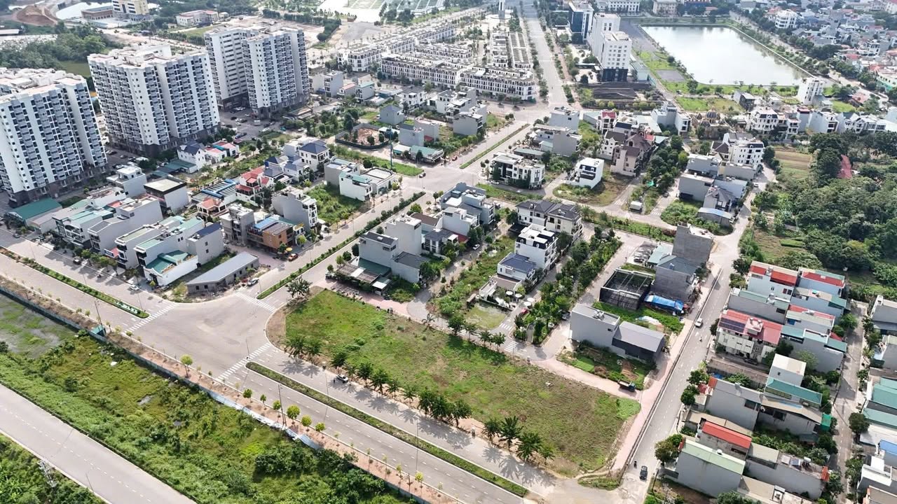 Bán 2 lô đất liền kề mặt đường 36m Sudico Hòa Bình 216m² - Vị trí vàng gần Cafe Mộc Quỳnh!