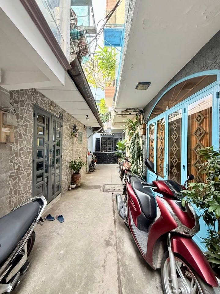 Nhà phố Cách Mạng Tháng 8 Quận 10 25m² giá 4 tỷ - Sổ hồng chính chủ