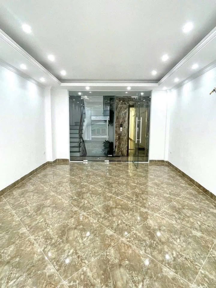 Mặt bằng kinh doanh tại Giáp Nhị - Hoàng Mai 60m² giá 15 triệu - Thiết kế thông tầng hiện đại!