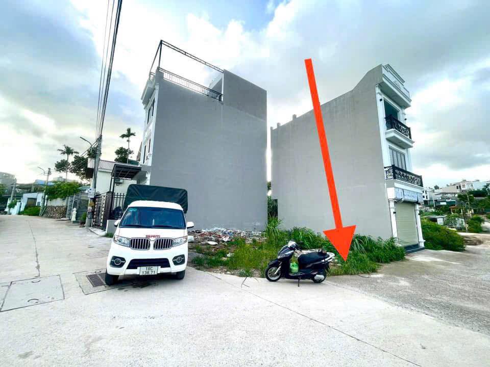 Nhà riêng Hạ Long 52m² giá 1.7 tỷ - Hướng Đông mát mẻ, ô tô tránh nhau!