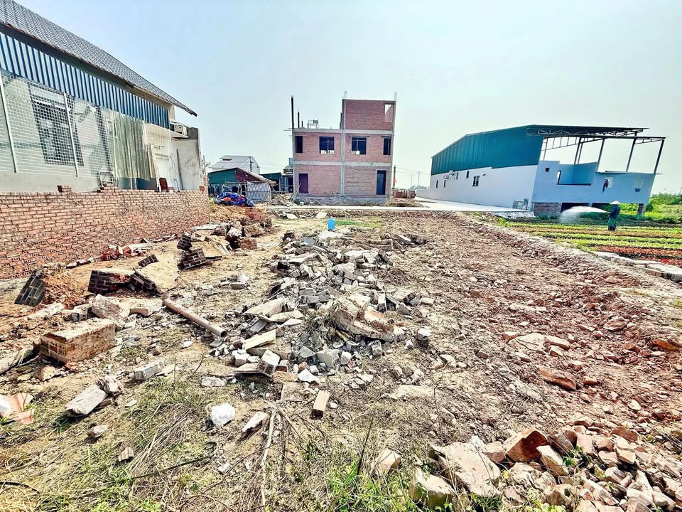 Đất nền Ninh Dương Móng Cái 120m² giá 1 tỷ - Tiềm năng phát triển cao!