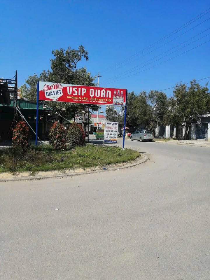 Lô biệt thự Tái định cư Thế Long VSIP Quảng Ngãi 220m² giá 3.2 tỷ - Vị trí đắc địa, kinh doanh thuận lợi!