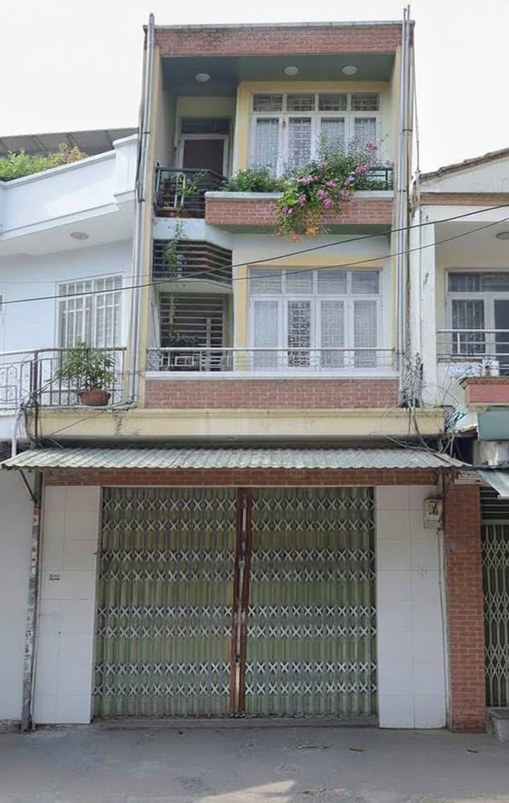 Nhà mặt tiền Nguyễn Tư Giản, Gò Vấp 72m² giá 11 tỷ - Giảm 1.7 tỷ ngay hôm nay!