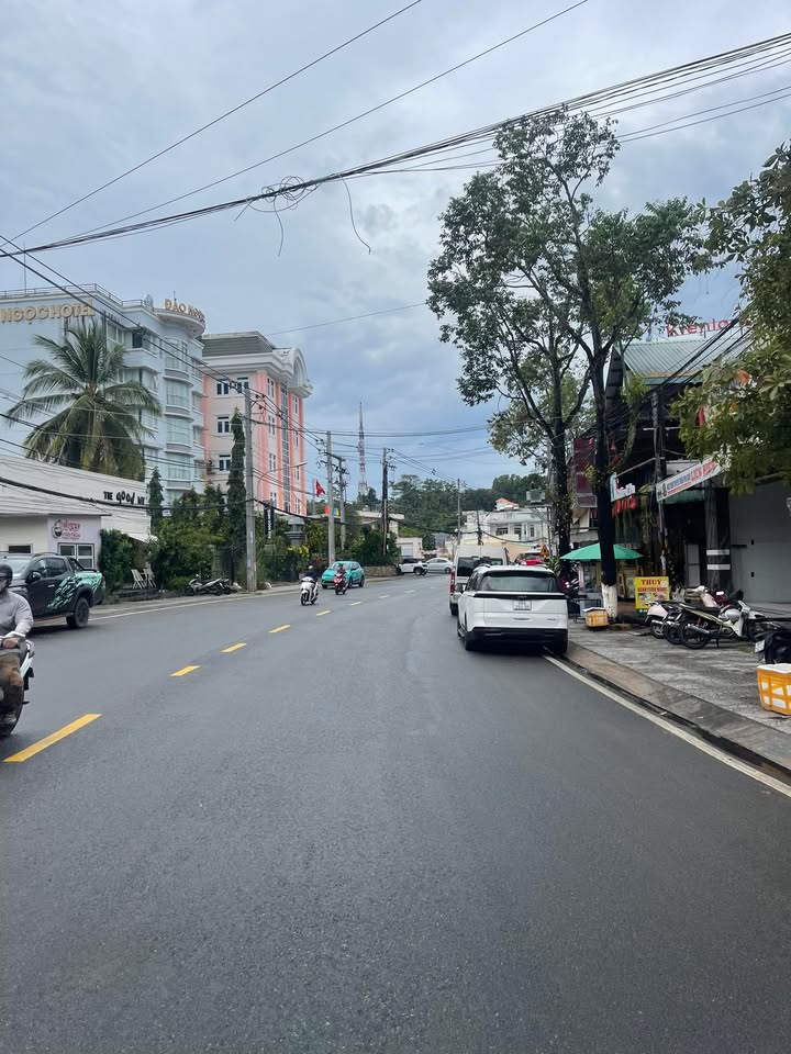 Đất nền Dương Đông 110m² giá 4.2 tỷ - Cơ hội đầu tư hấp dẫn!