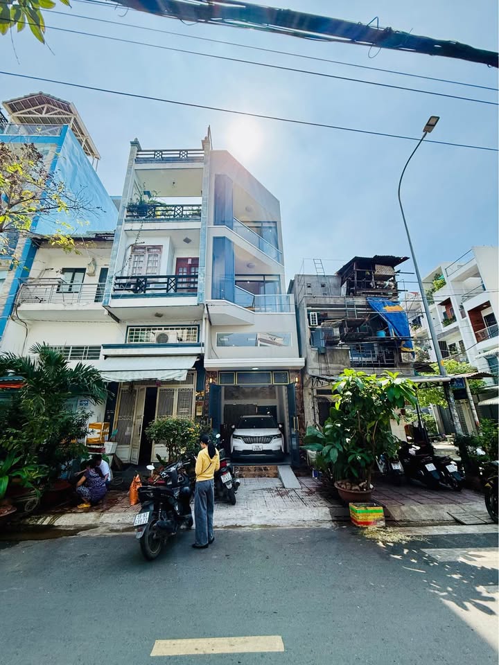 Nhà mặt tiền đường Số 14, phường 4, quận 8, 50m² giá 9.2 tỷ - Phù hợp mua ở và kinh doanh!