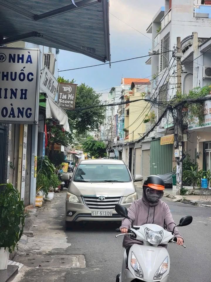 Bán nhà mặt tiền Trần Thánh Tông, Tân Bình, 60m² giá 8.9 tỷ - Vị trí đắc địa cho kinh doanh!