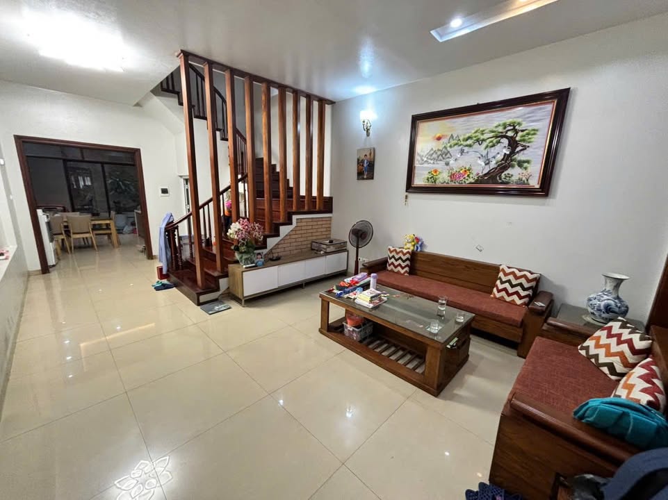 Nhà phố cho thuê KĐT Văn Quán 115m² giá 28 triệu - Không gian sống tiện nghi!