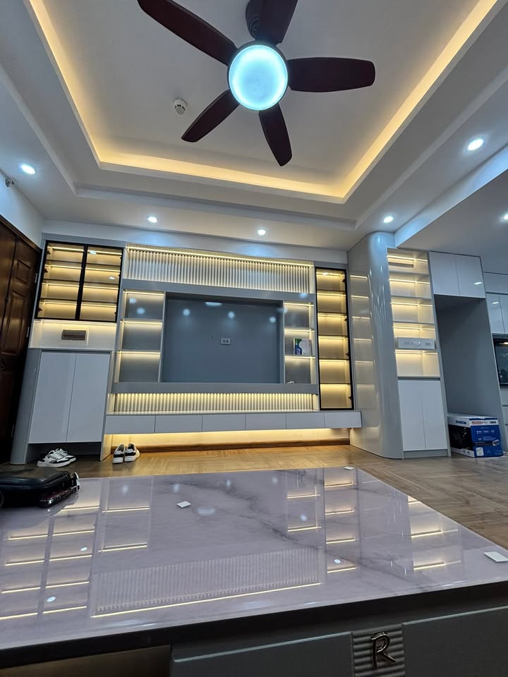 Căn hộ 3 phòng ngủ tại Tòa 30T Nam Trung Yên 75m² - Nhận nhà ngay!