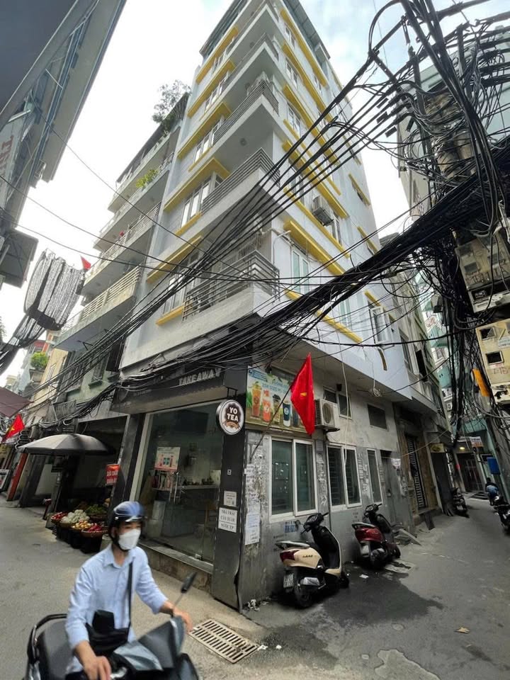 Nhà mặt phố Mỹ Đình 38m² giá 15.5 tỷ - Kinh doanh đỉnh cao!