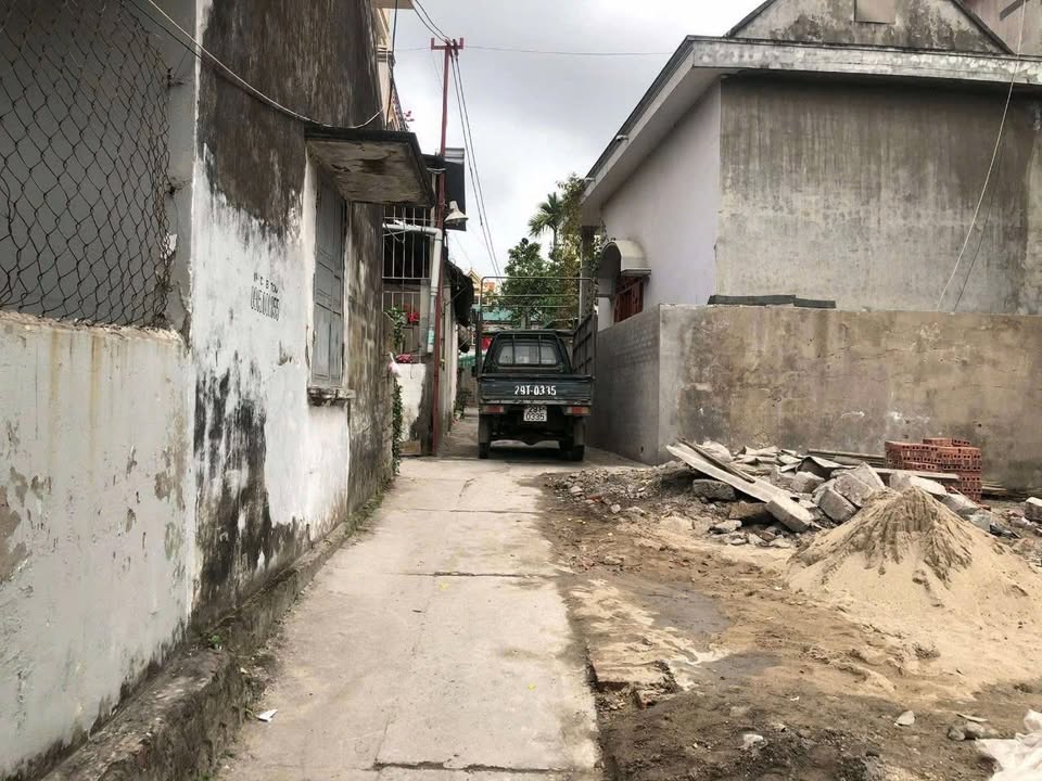 Đất nền Hạ Long 50m² giá 1.1 tỷ - Đường vào rộng rãi, gần trường học!