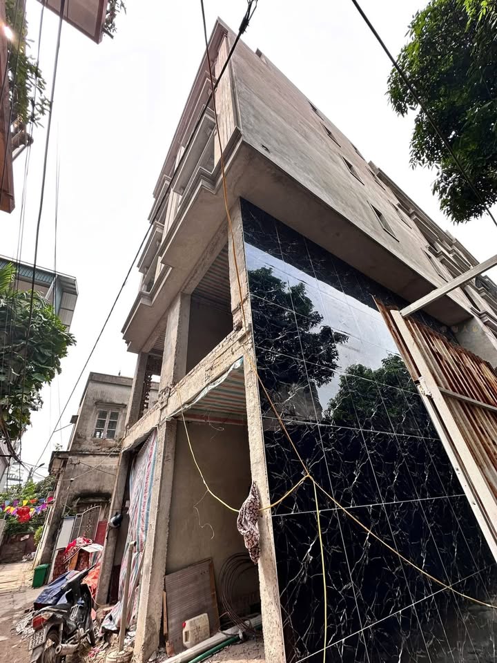 Nhà 6 tầng An Khánh 30m² giá 6.2 tỷ - Không gian sống lý tưởng!