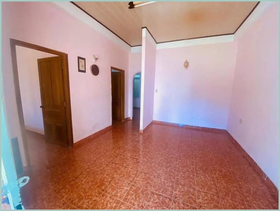 Nhà cho thuê mặt tiền Hồ Tùng Mậu, Đà Lạt 100m² giá 6 triệu - Trung tâm tiện lợi!