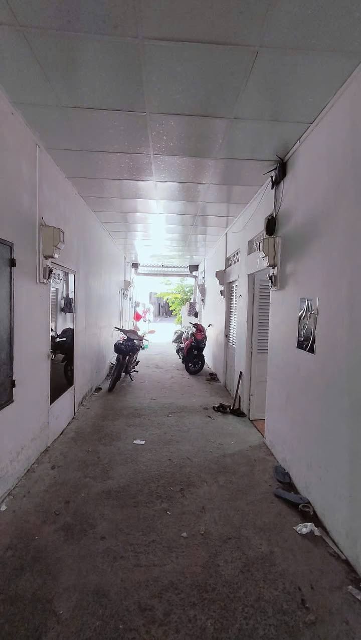 Phòng trọ cho thuê khu cán bộ Bình Khánh Long Xuyên - Chỉ 700k/tháng!