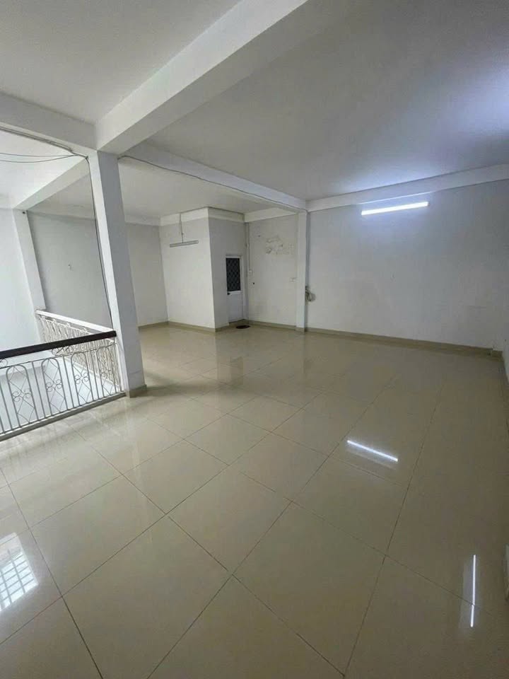 Cho thuê FrontHouse mặt tiền đường Quách Đình Bảo, Tân Phú diện tích 160m² giá 39 triệu - Thuận lợi kinh doanh!