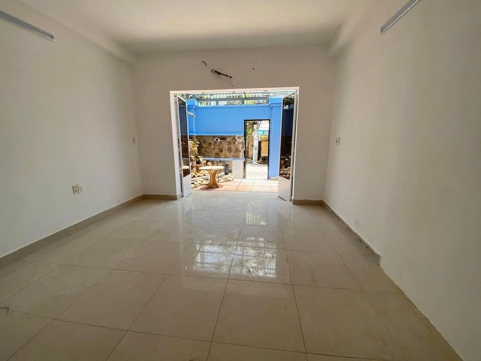 Cho thuê mặt bằng kinh doanh tại 236 Điện Biên Phủ, quận Bình Thạnh - Giá chỉ 7.8 triệu/tháng!