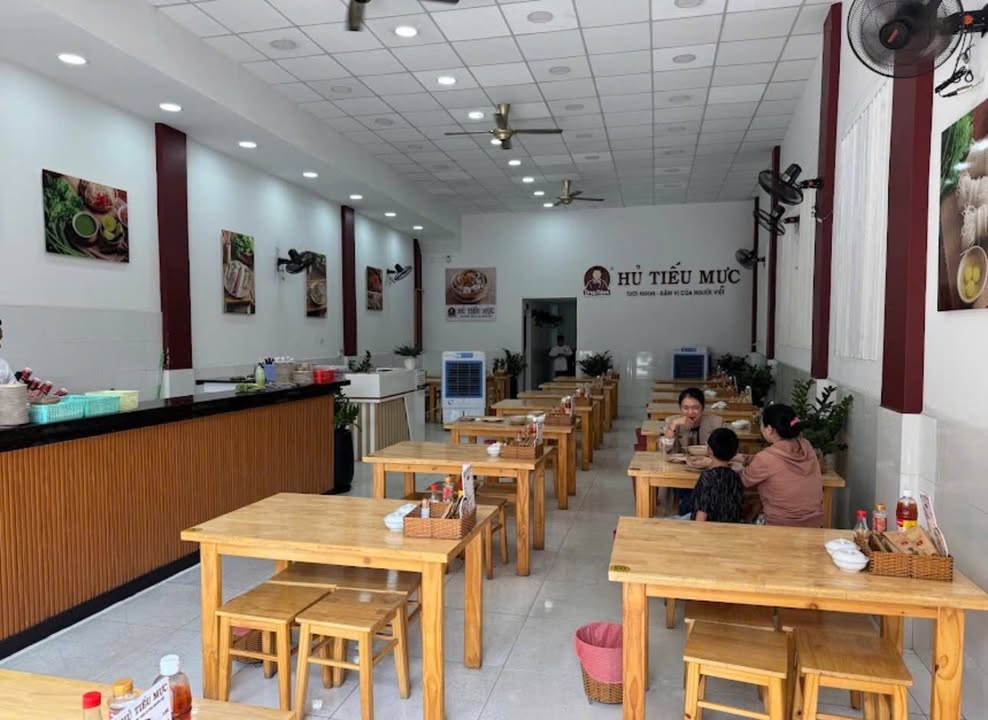 Nhà mặt tiền 873 Huỳnh Tấn Phát, Quận 7 - Cho thuê giá 50 triệu/tháng, thuận tiện kinh doanh!