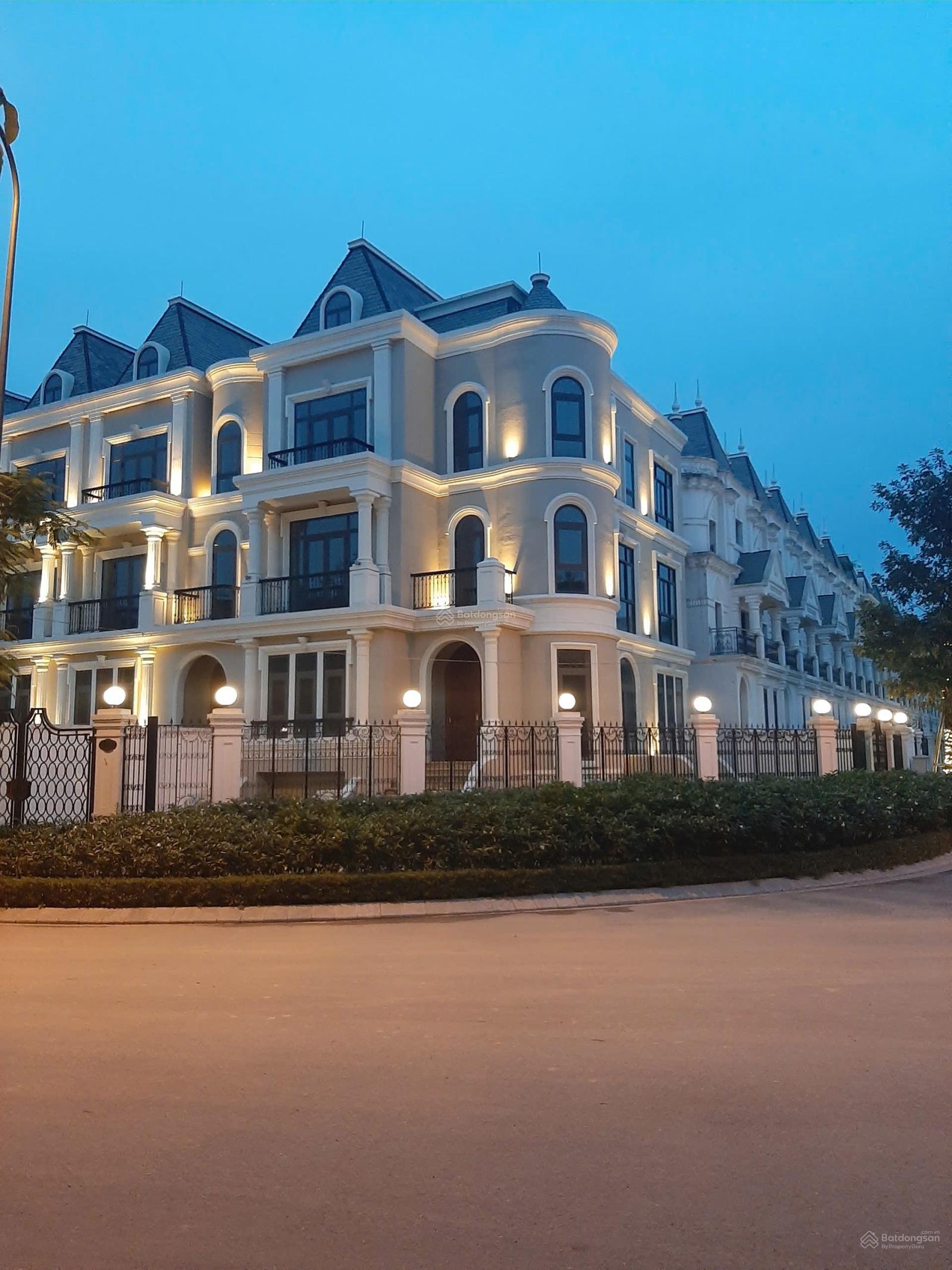 Nhà cho thuê Dương Đình Nghệ 150m² - Lô góc 3 mặt tiền, kinh doanh sầm uất!