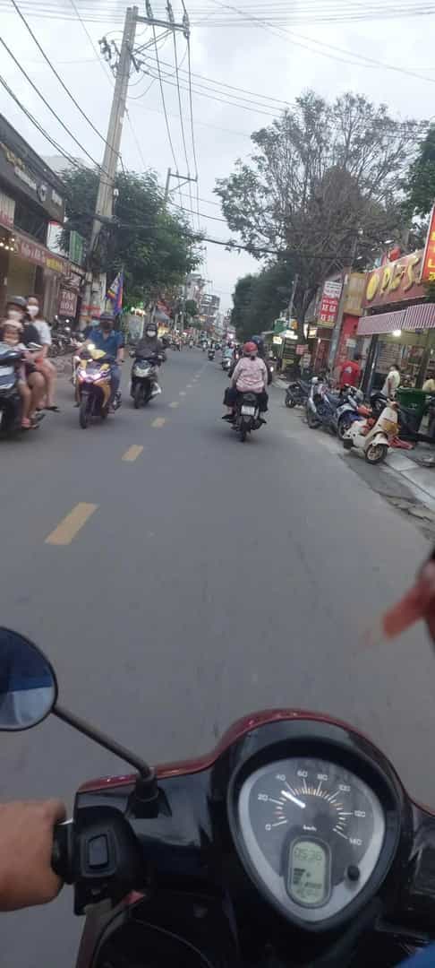 Nhà mặt tiền Linh Xuân 106m² giá 10.8 tỷ - Kinh doanh sầm uất, đầu tư tiềm năng!