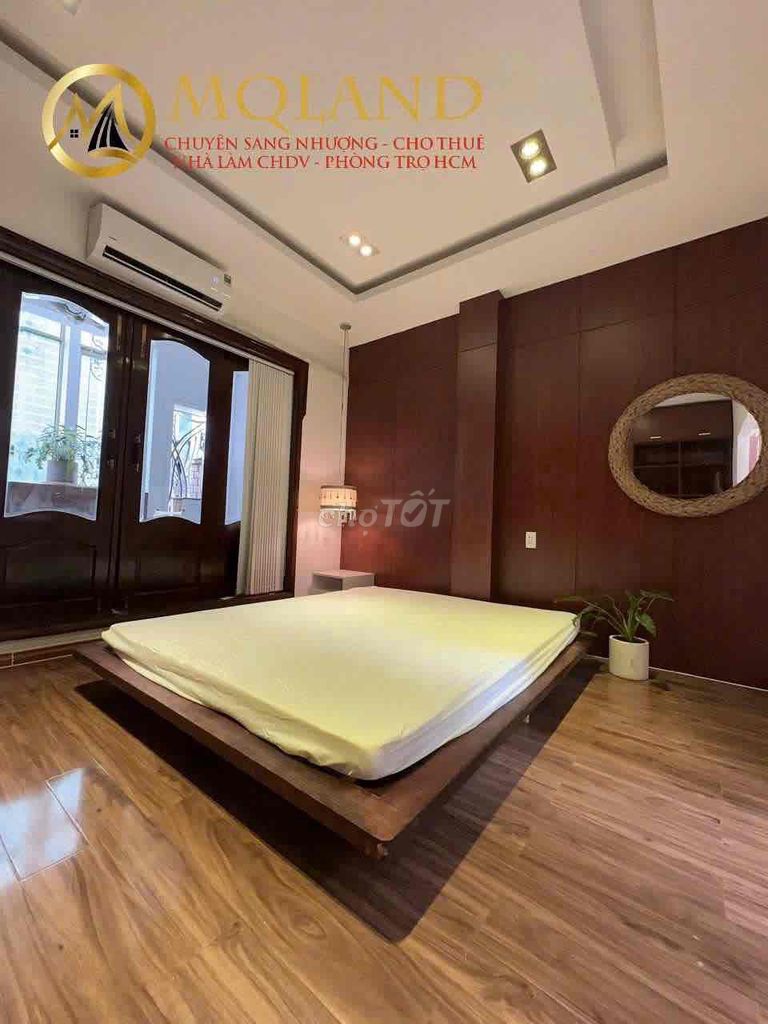 Nhà cho thuê làm CHDV 8PN 1MB tại Phú Nhuận - Lợi nhuận cao, vị trí đắc địa!