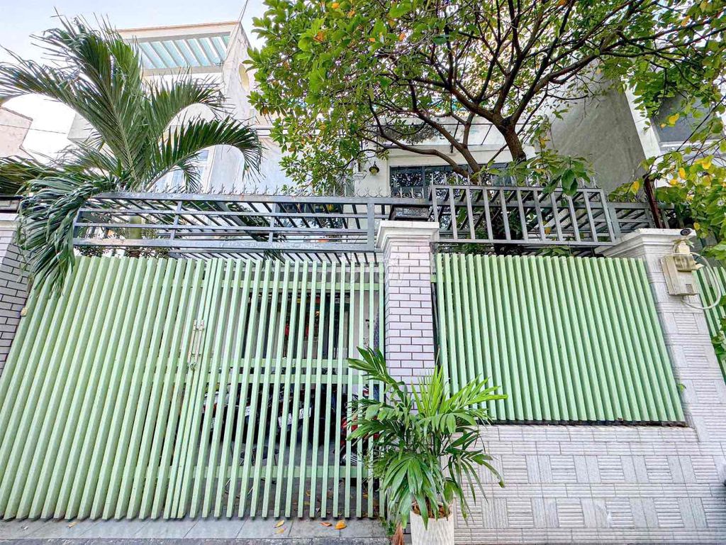 Biệt Thự Hẻm Xe Hơi Nguyễn Thị Thập 8x18m - 3 Lầu Giá 15.5 Tỷ