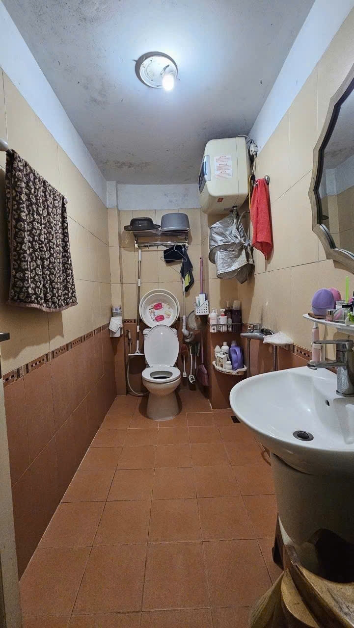 Liền kề 6 tầng mặt tiền Nguyễn Văn Lộc 67.5m² giá 43.2 tỷ - Đầu tư sinh lời ngay!